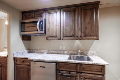 Tiny photo for 470 COUNTRY LN #11, Santa Clara, UT 84765 (MLS # 2183691)