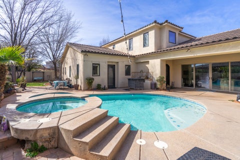 Tiny photo for 470 COUNTRY LN #11, Santa Clara, UT 84765 (MLS # 2183691)