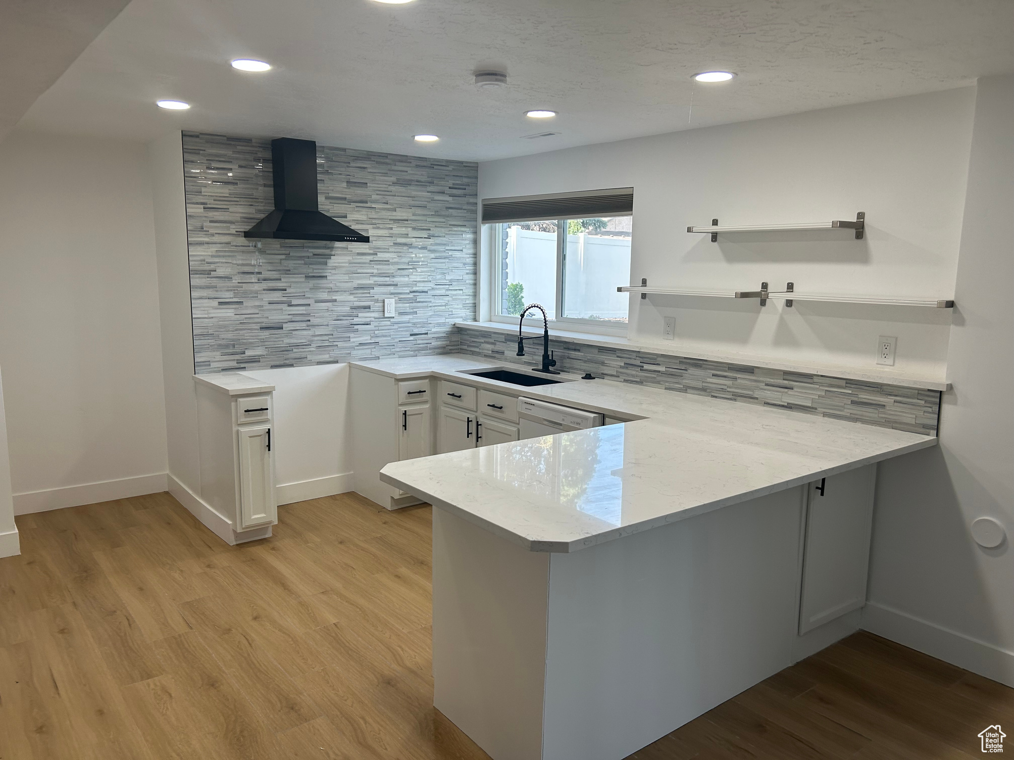 MOUNTAIN ESTATES #2 - Residential