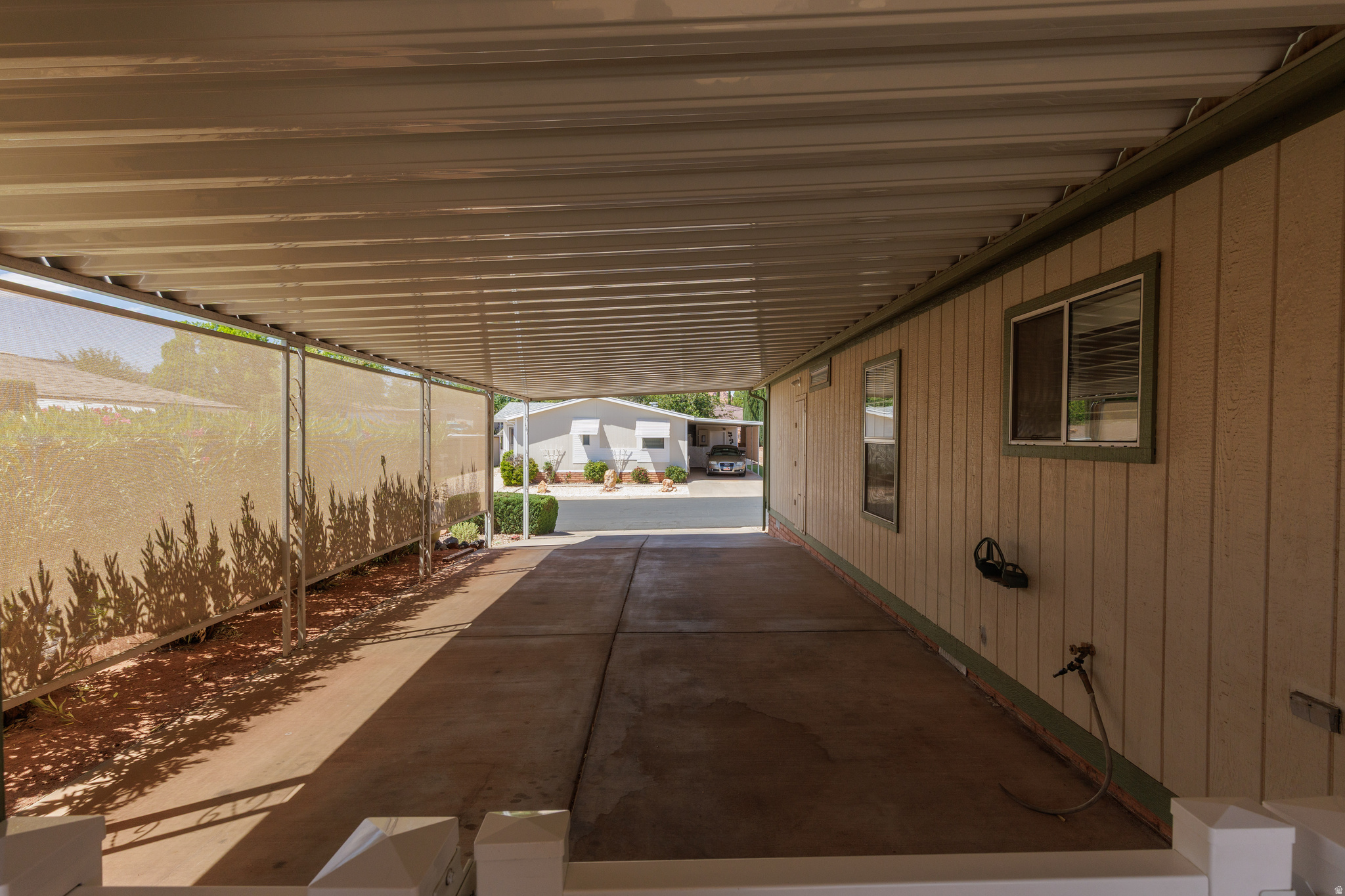 RAINBOW RIDGE MOBILE HOME PARK - Residential