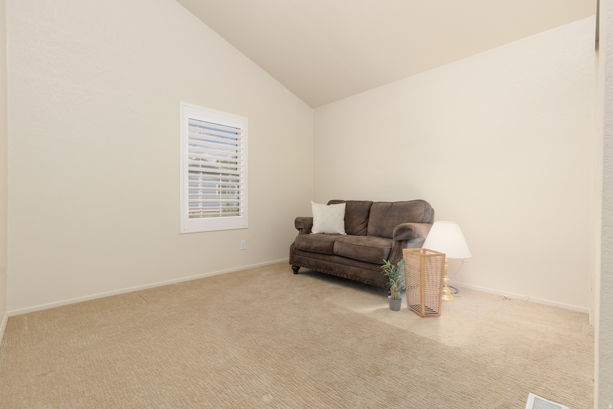 RAINBOW RIDGE MOBILE HOME PARK - Residential