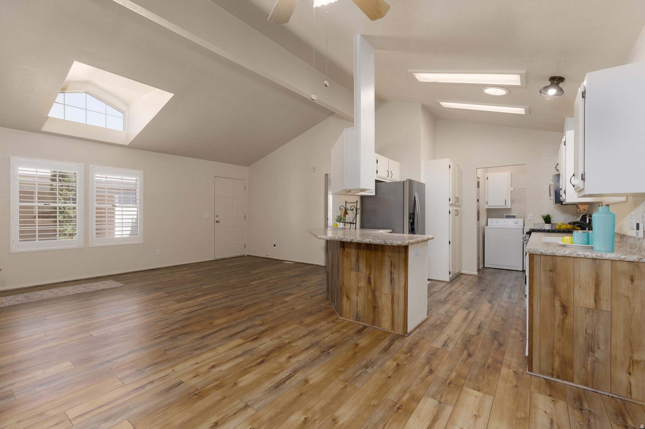 RAINBOW RIDGE MOBILE HOME PARK - Residential