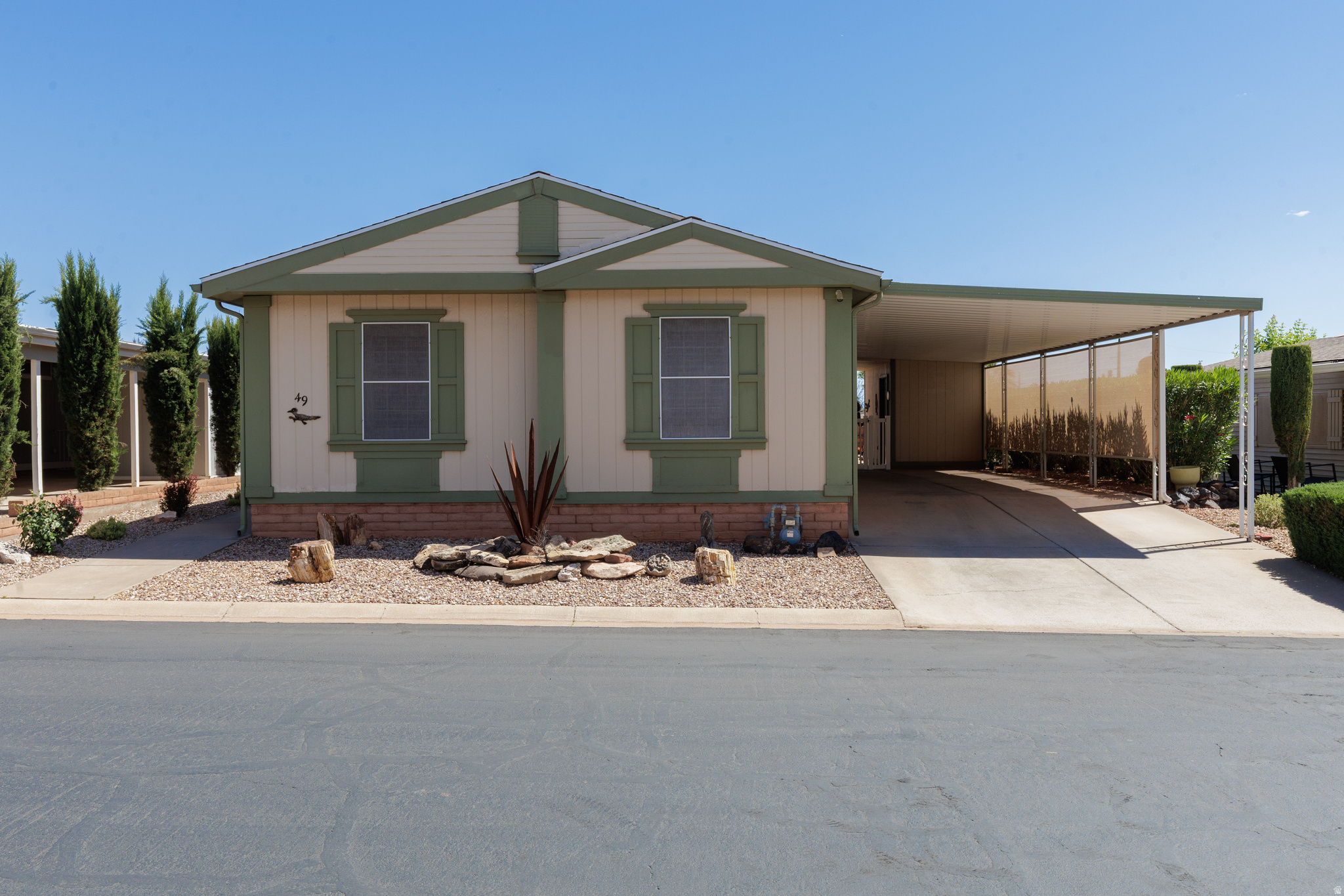 RAINBOW RIDGE MOBILE HOME PARK - Residential