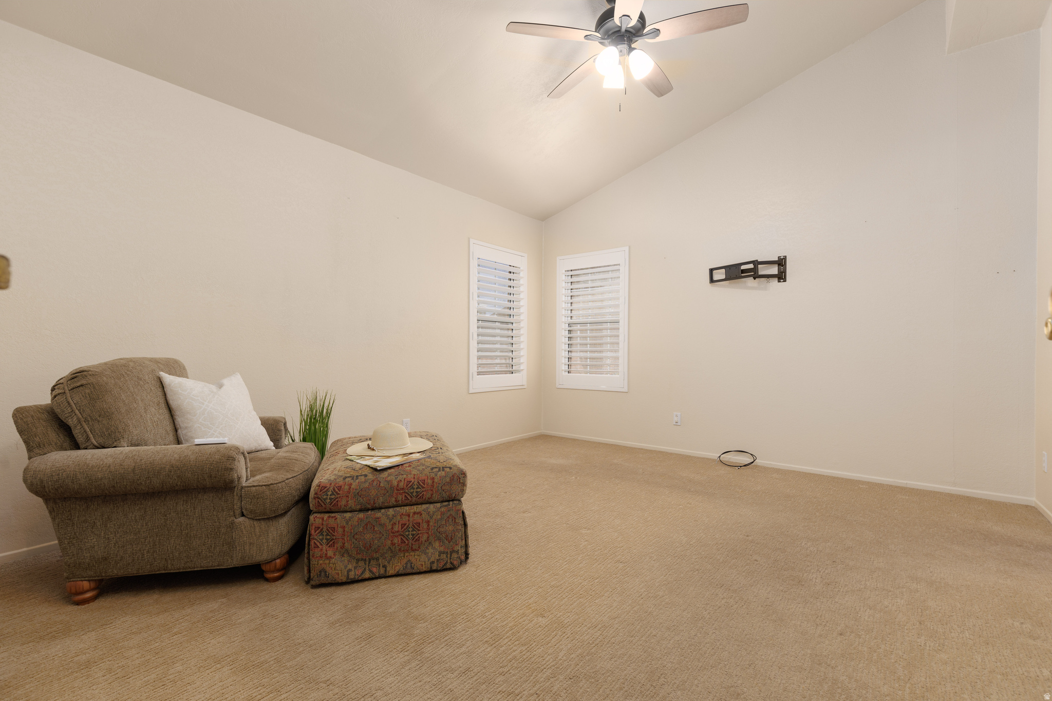 RAINBOW RIDGE MOBILE HOME PARK - Residential