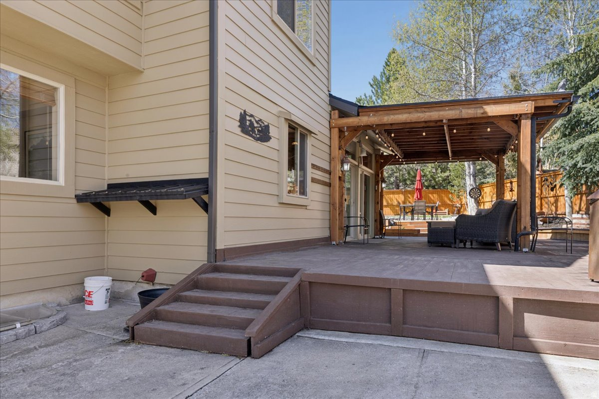 PINEBROOK SUBDIVISION - Residential