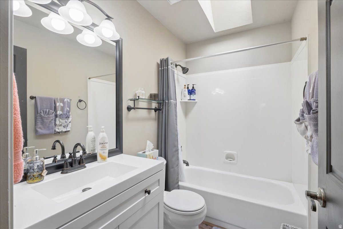 PINEBROOK SUBDIVISION - Residential