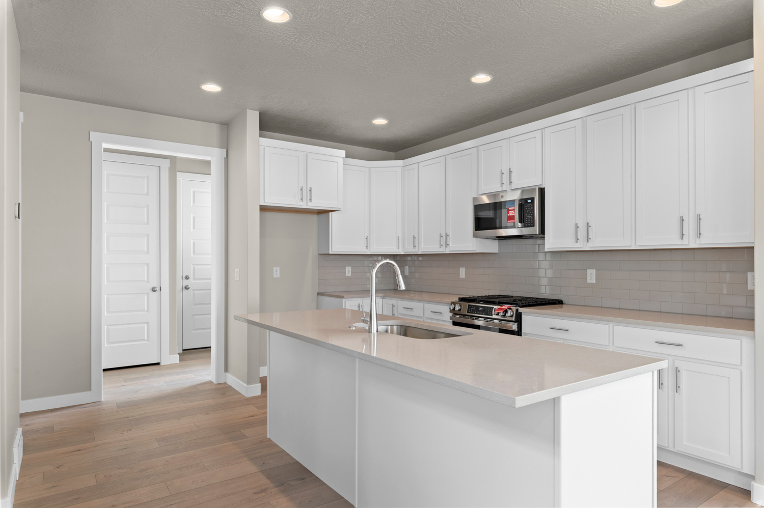 DAYBREAK CASCADES 402 - Residential