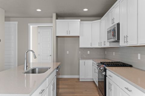 Tiny photo for 11184 S FORDMAN WAY, South Jordan, UT 84009 (MLS # 2140567)