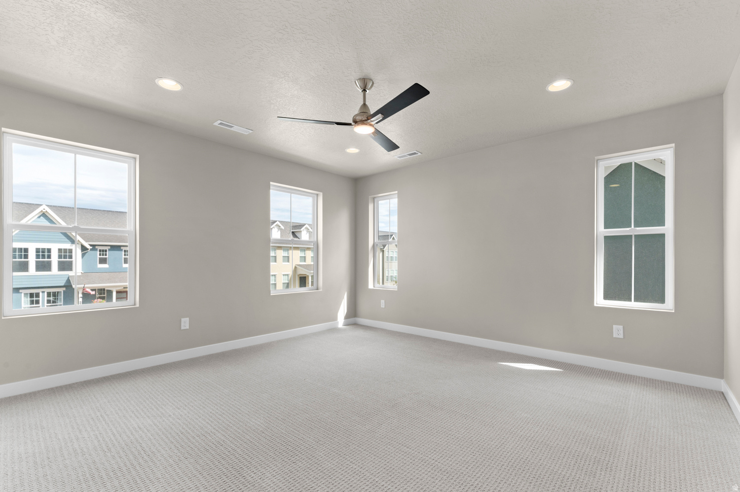 DAYBREAK CASCADES 402 - Residential