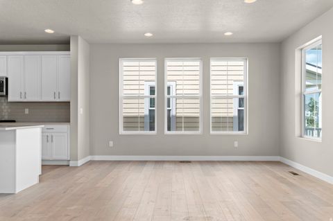 Tiny photo for 11184 S FORDMAN WAY, South Jordan, UT 84009 (MLS # 2140567)