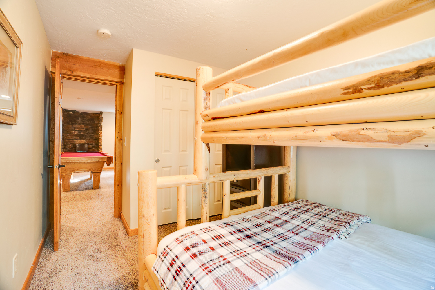 TIMBER LAKES - Residential