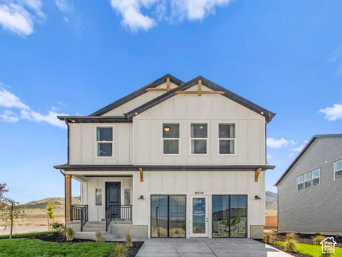 Photo of 3710 N EAGLE MEADOW DR, Eagle Mountain, UT 84005 (MLS # 2190535)
