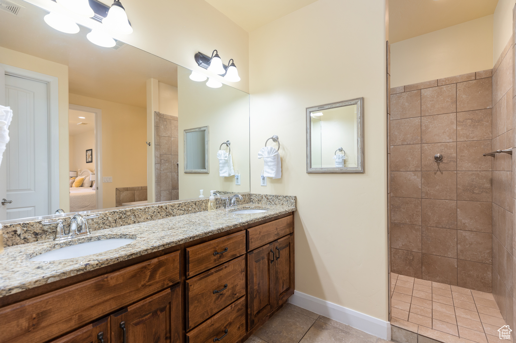 4183 E Coral Dr, Washington, Utah image 24