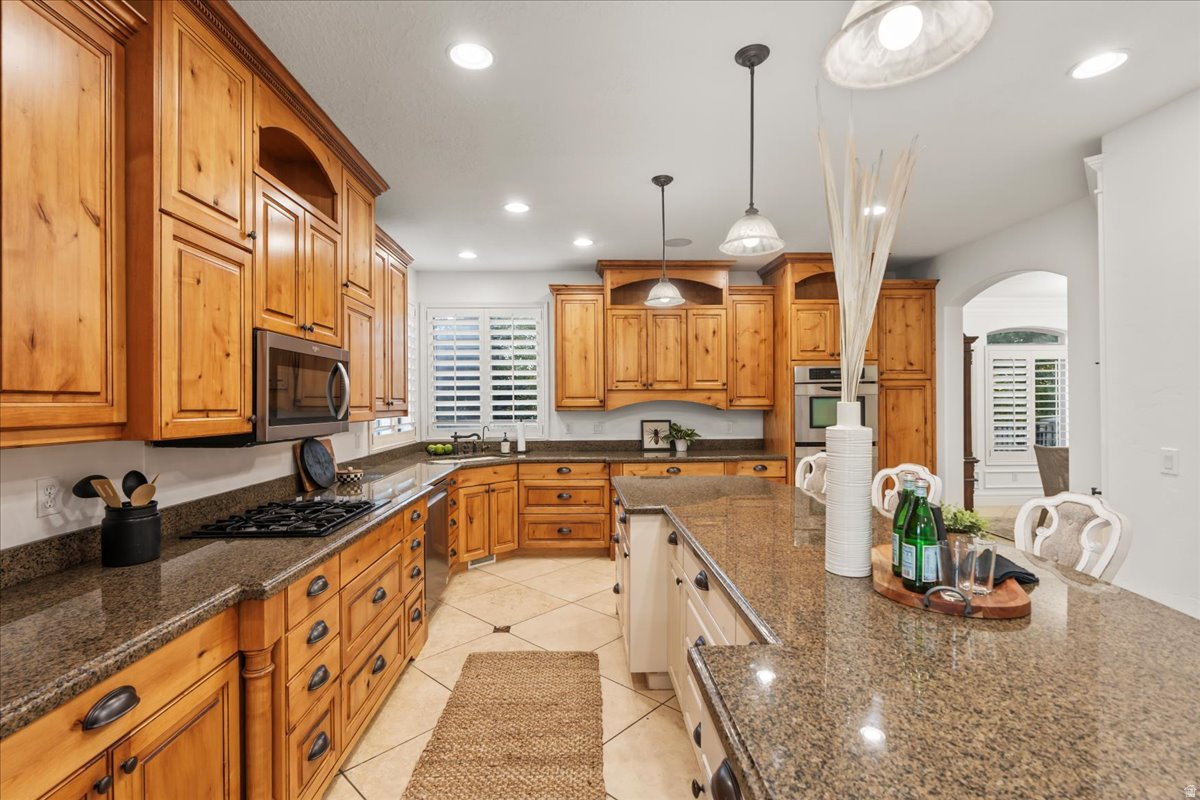 HEALEY HEIGHTS - Residential