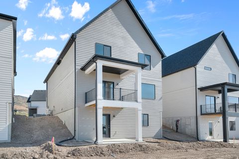 Tiny photo for 340 E LEVENGROVE DR #237, Lehi, UT 84048 (MLS # 2148014)