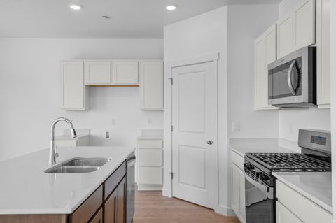 Tiny photo for 340 E LEVENGROVE DR #237, Lehi, UT 84048 (MLS # 2148014)