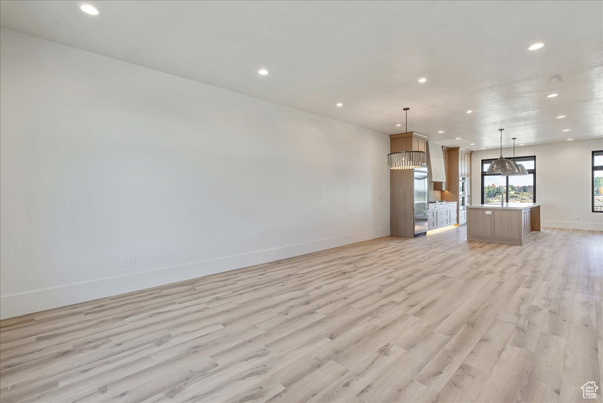 CENTER POINTE TOWNHOMES - Residential