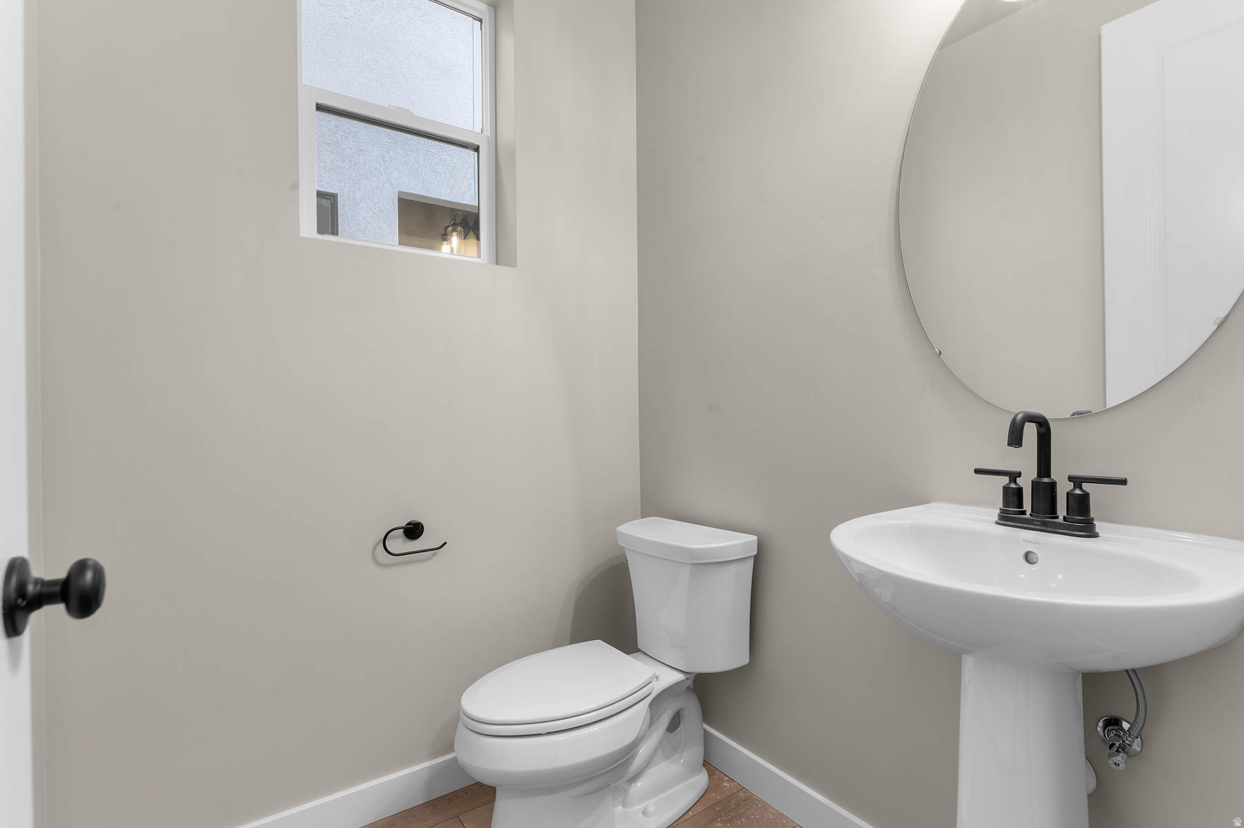 HOLBROOK SCANDIA 405B - Residential