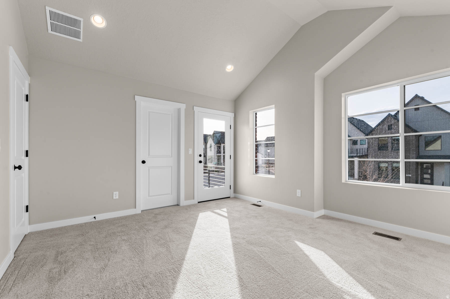 HOLBROOK SCANDIA 405B - Residential