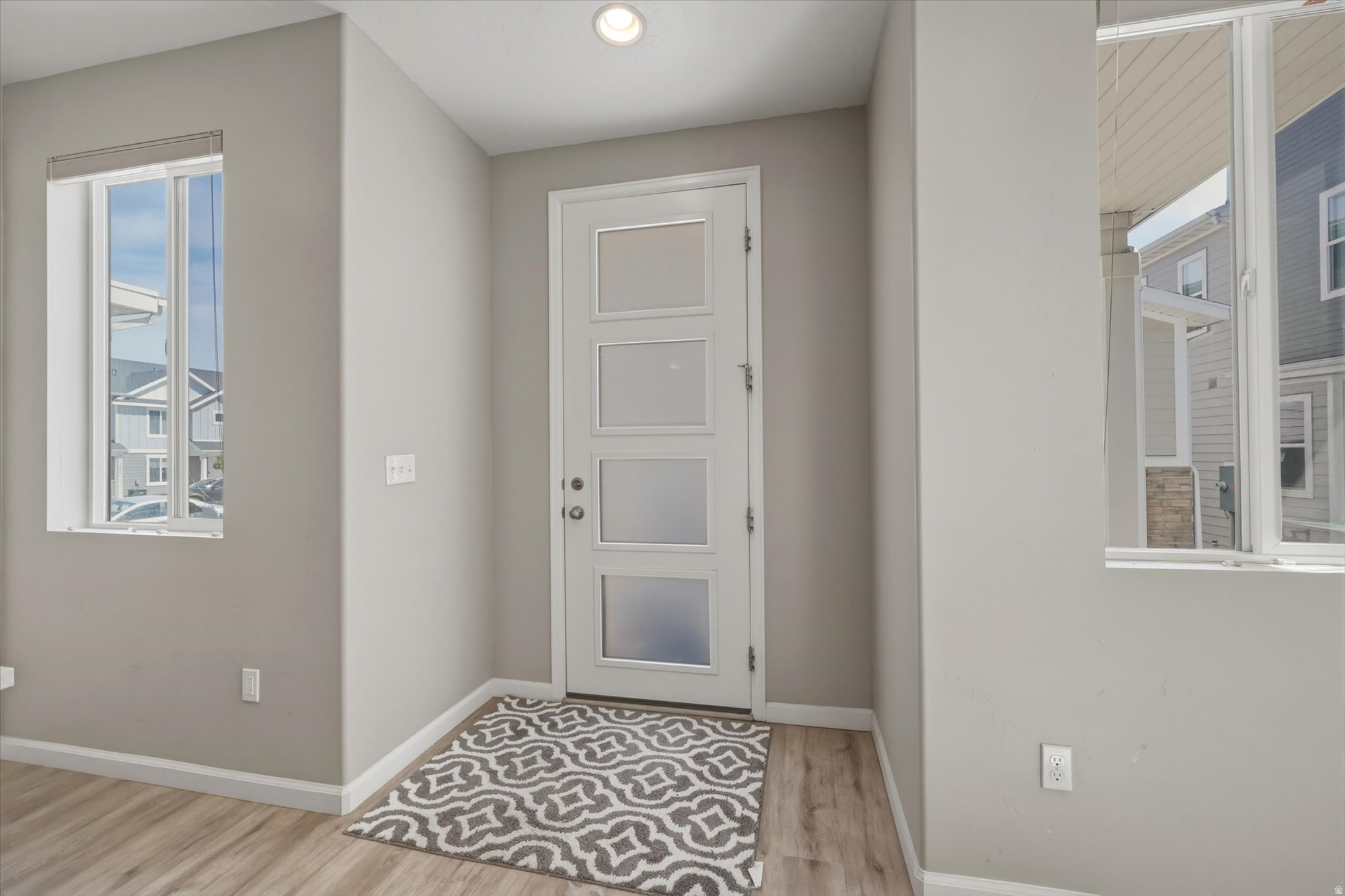 ARROWHEAD PARK - Residential Income