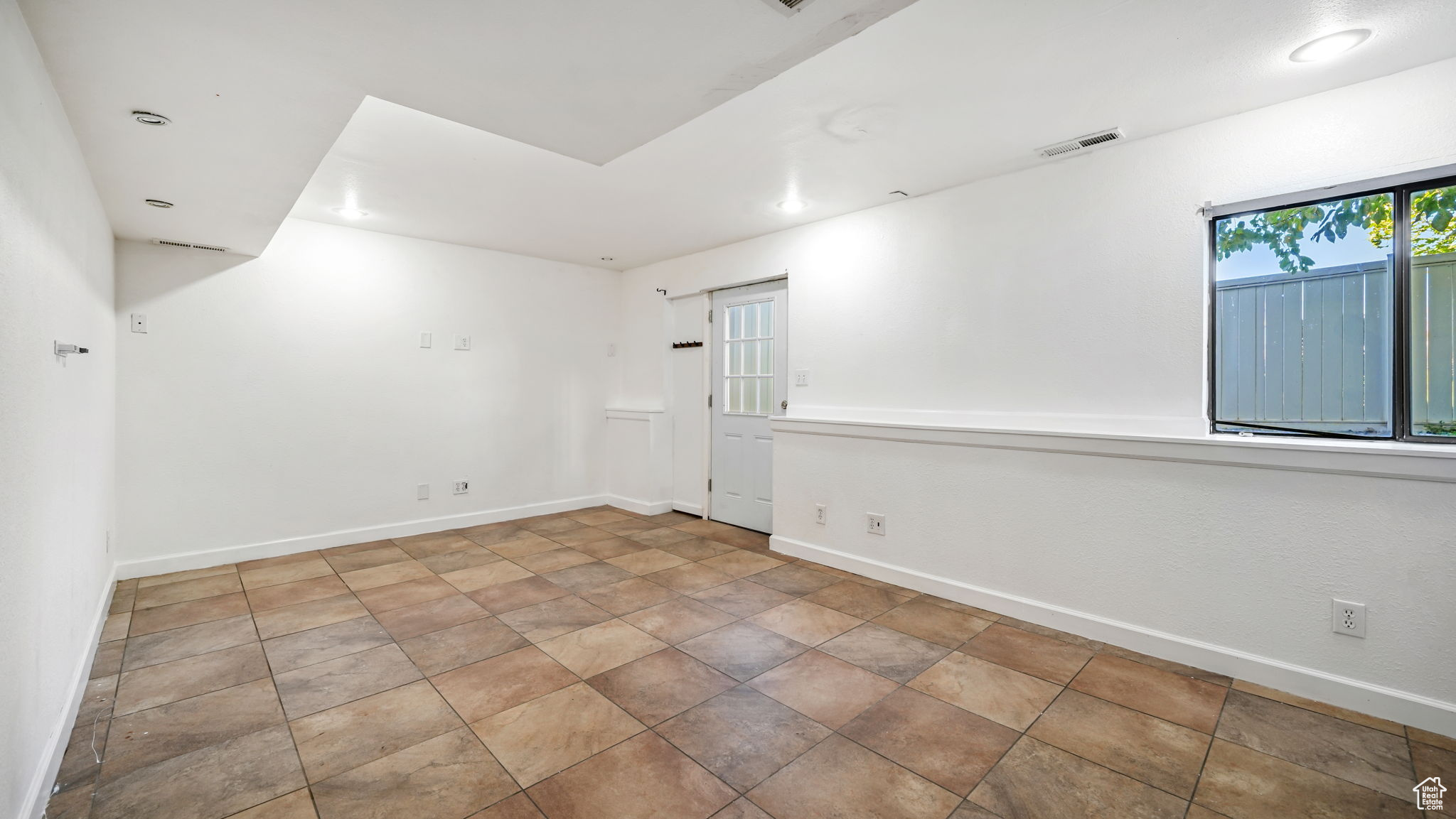 WESTBRIDGE - Residential