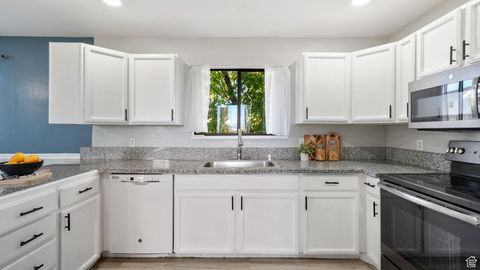 Tiny photo for 1492 W PARKSIDE DR, Provo, UT 84601 (MLS # 2118967)