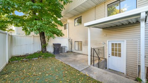 Tiny photo for 1492 W PARKSIDE DR, Provo, UT 84601 (MLS # 2118967)