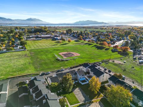Tiny photo for 1492 W PARKSIDE DR, Provo, UT 84601 (MLS # 2118967)