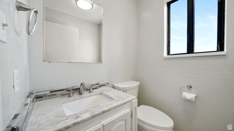 Tiny photo for 1492 W PARKSIDE DR, Provo, UT 84601 (MLS # 2118967)