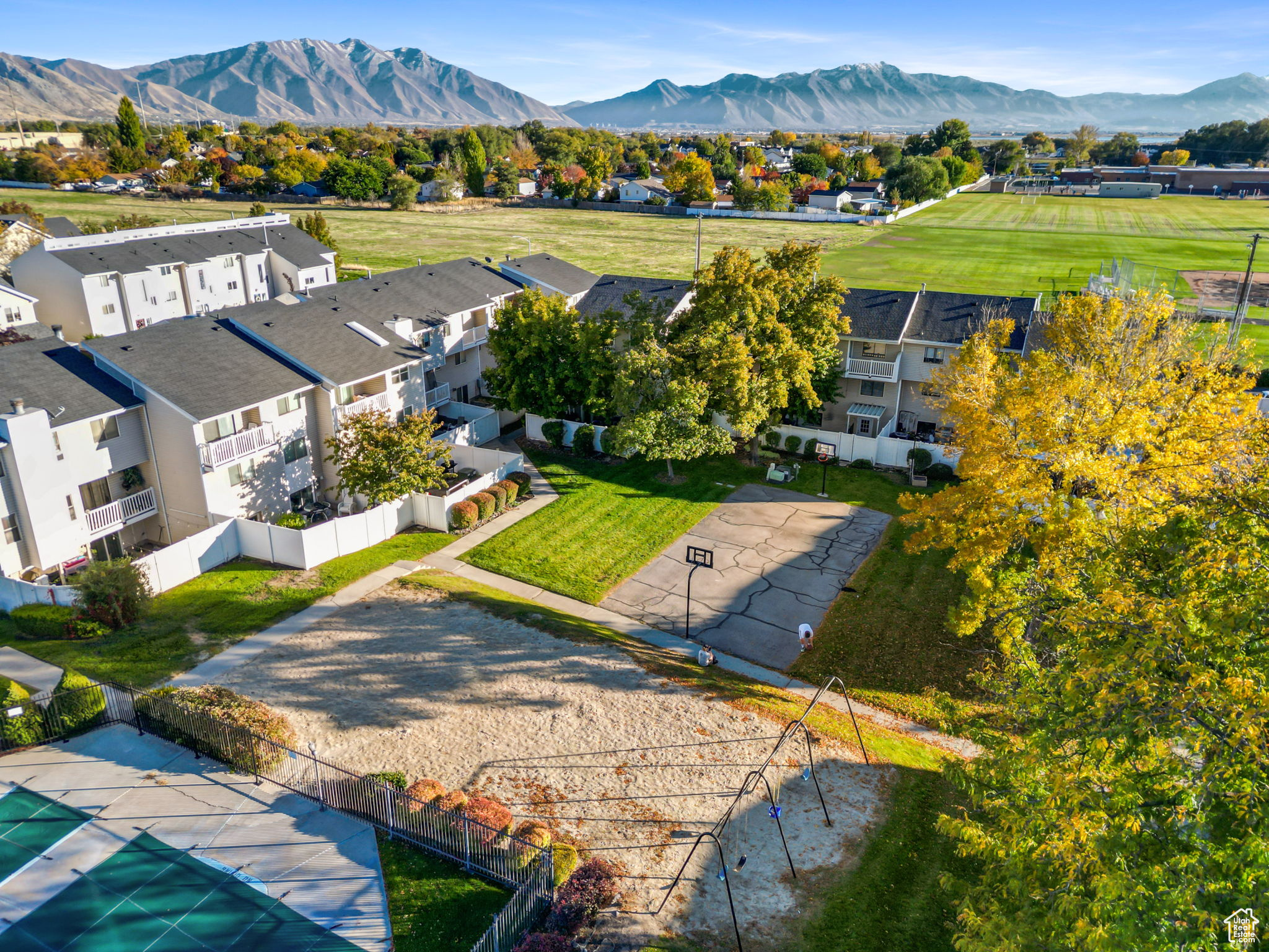 WESTBRIDGE - Residential