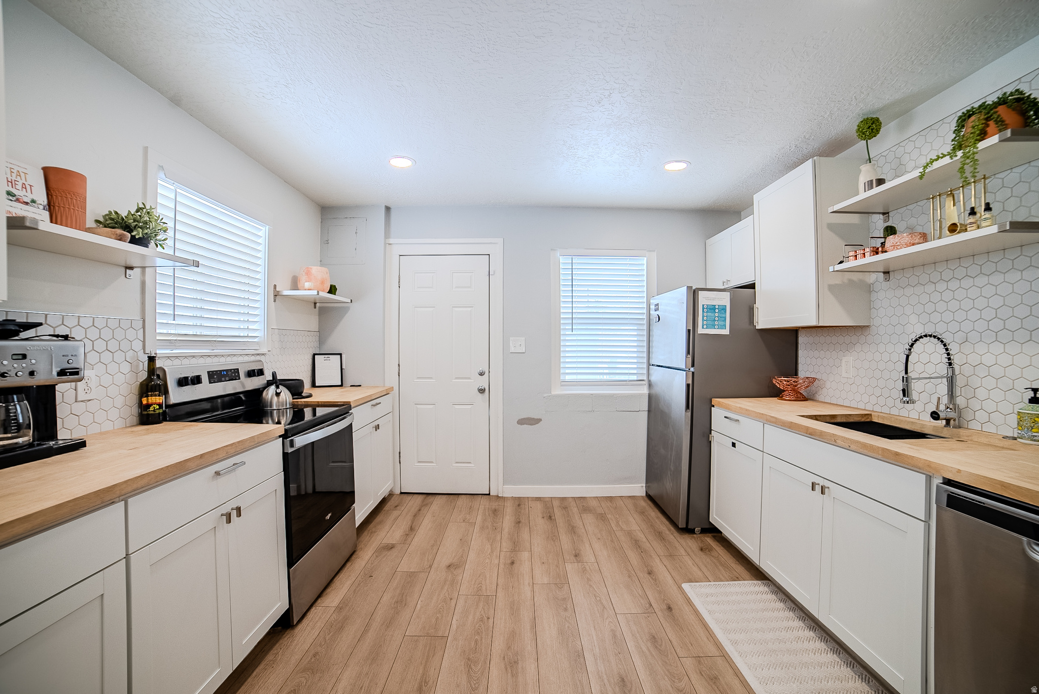 HAMILTONS SUB - Residential