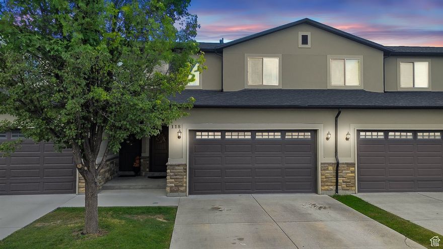 Beautiful 3-bedroom, 2.5-bath home in Smithfield with 1,611 sq ft of comfortable living space. This home has been freshly updated with new interior paint, a brand-new water heater, and smart home features including a thermostat and door lock. The spacious primary suite offers a relaxing soaker tub and walk-in closet, creating the perfect retreat. Located in a welcoming community with access to a pool and hot tub and you'll be surrounded with beautiful mountain views that highlight the charm of Smithfield living. Buyer to verify all information.