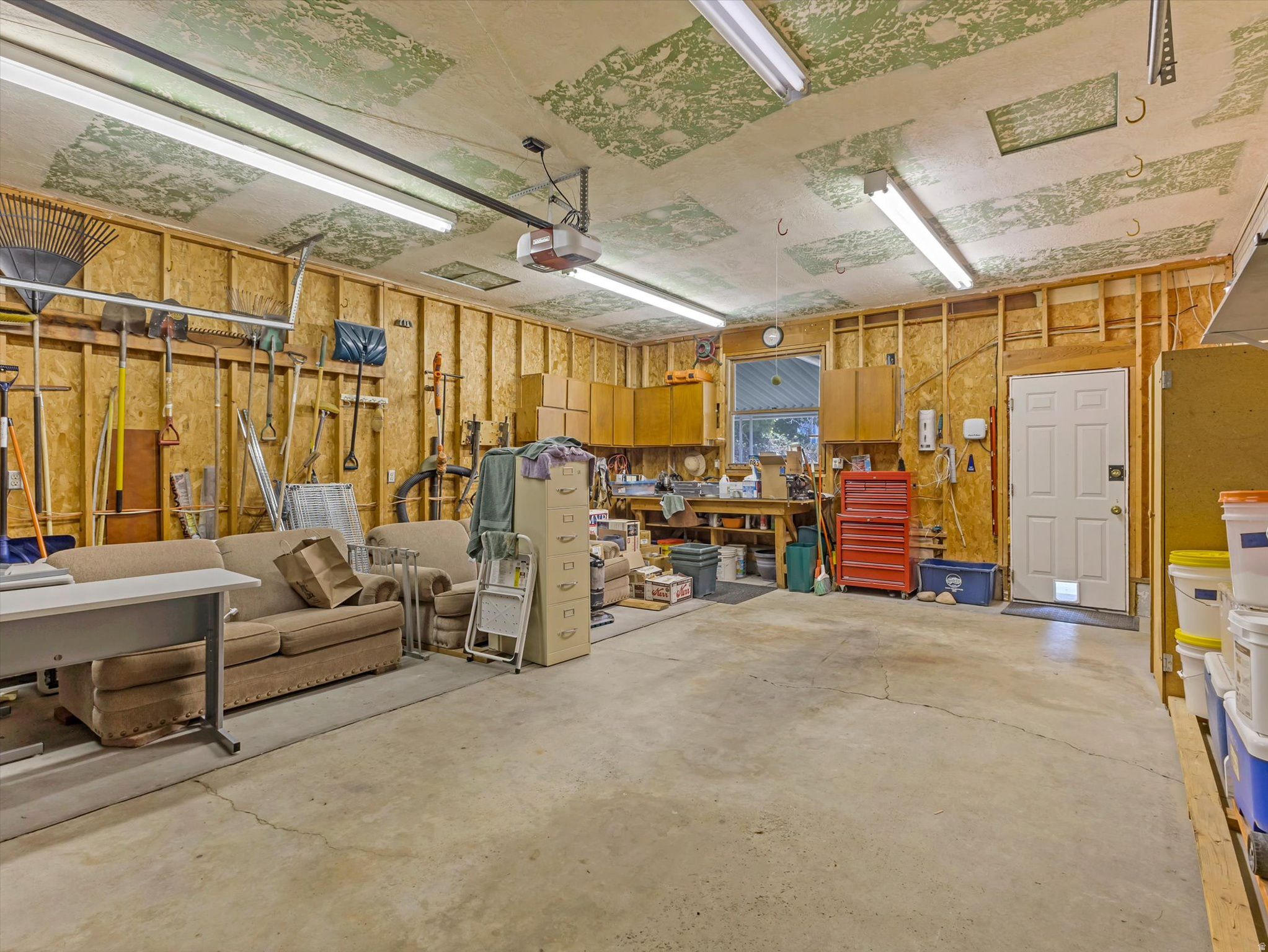 SANDY HEIGHTS - Residential