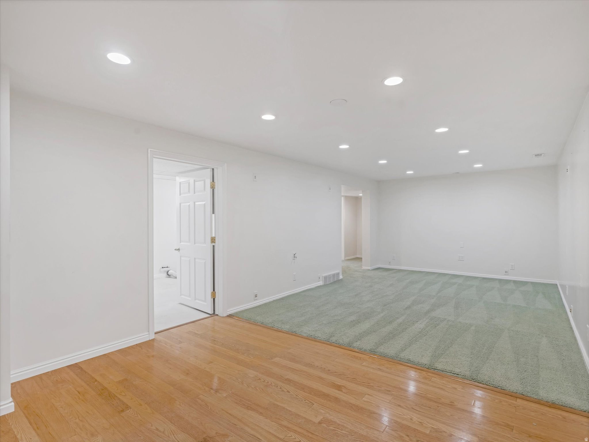 SANDY HEIGHTS - Residential