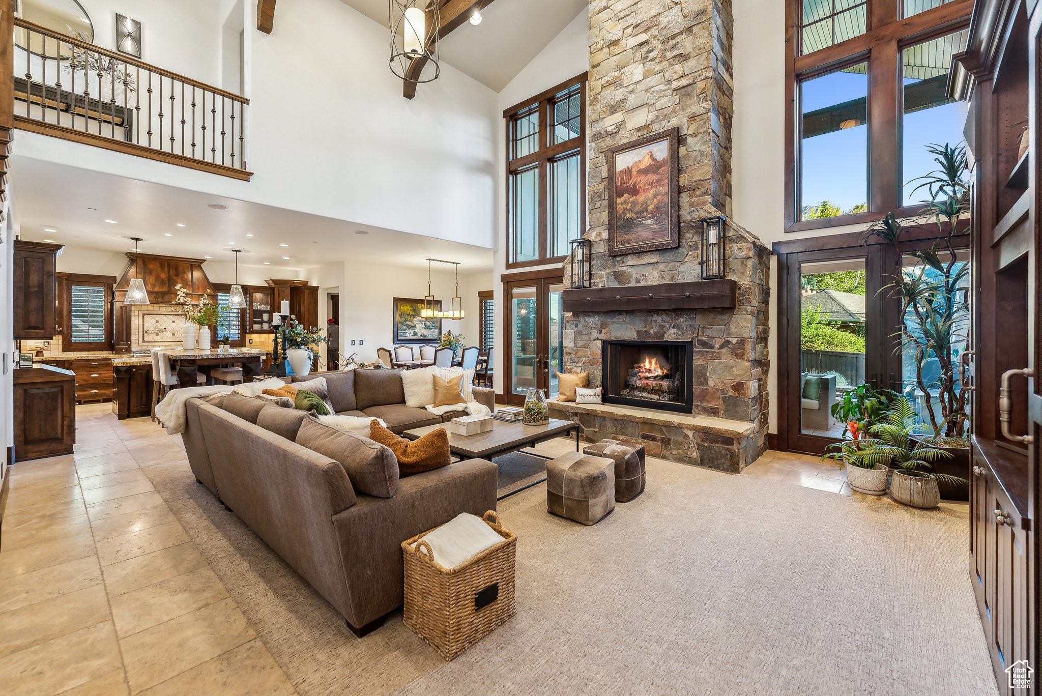 Salt Lake City, Utah 84109, United States, 5 Bedrooms Bedrooms, ,3 BathroomsBathrooms,Residential,Pending,43056