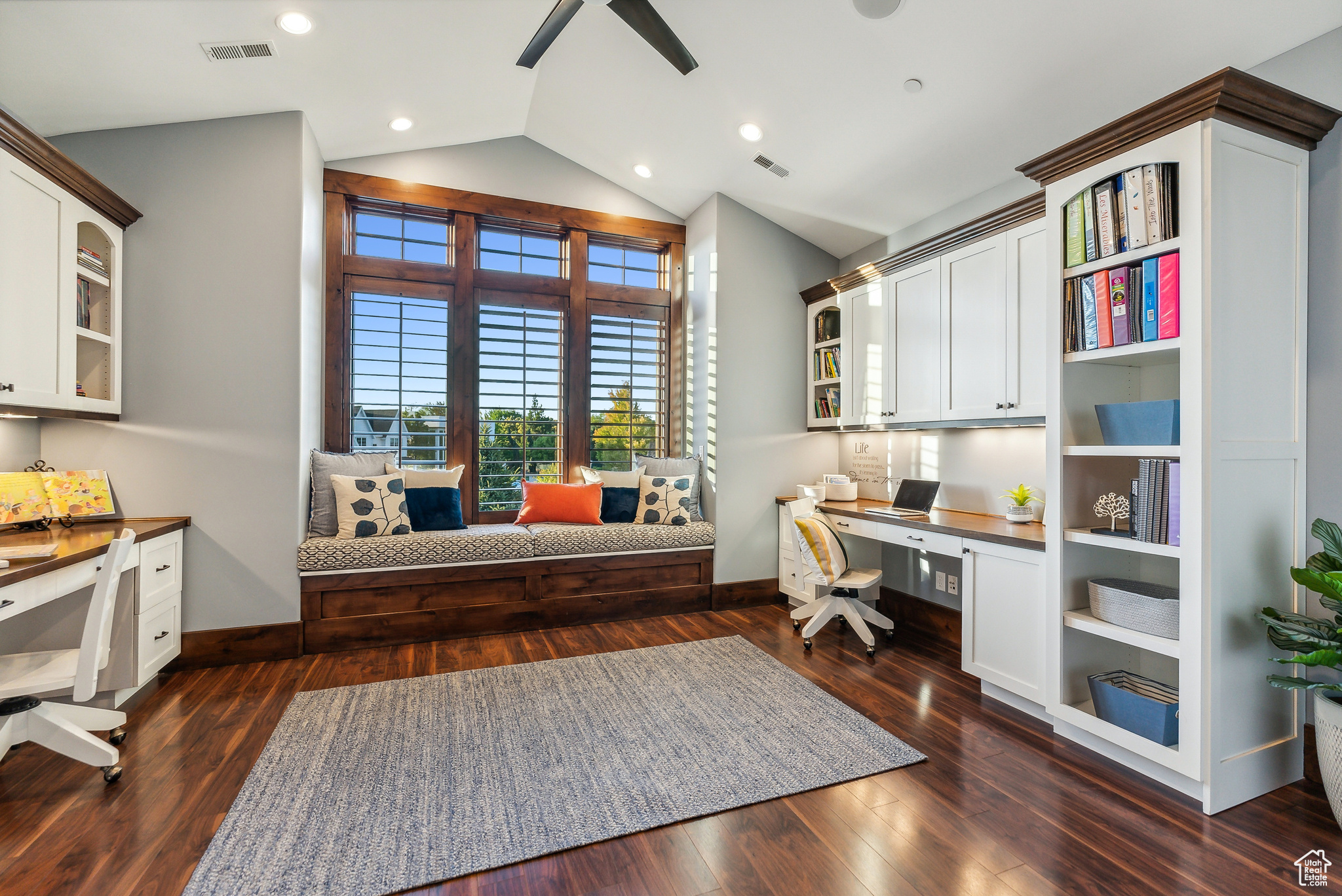 Salt Lake City, Utah 84109, United States, 5 Bedrooms Bedrooms, ,3 BathroomsBathrooms,Residential,Pending,43056