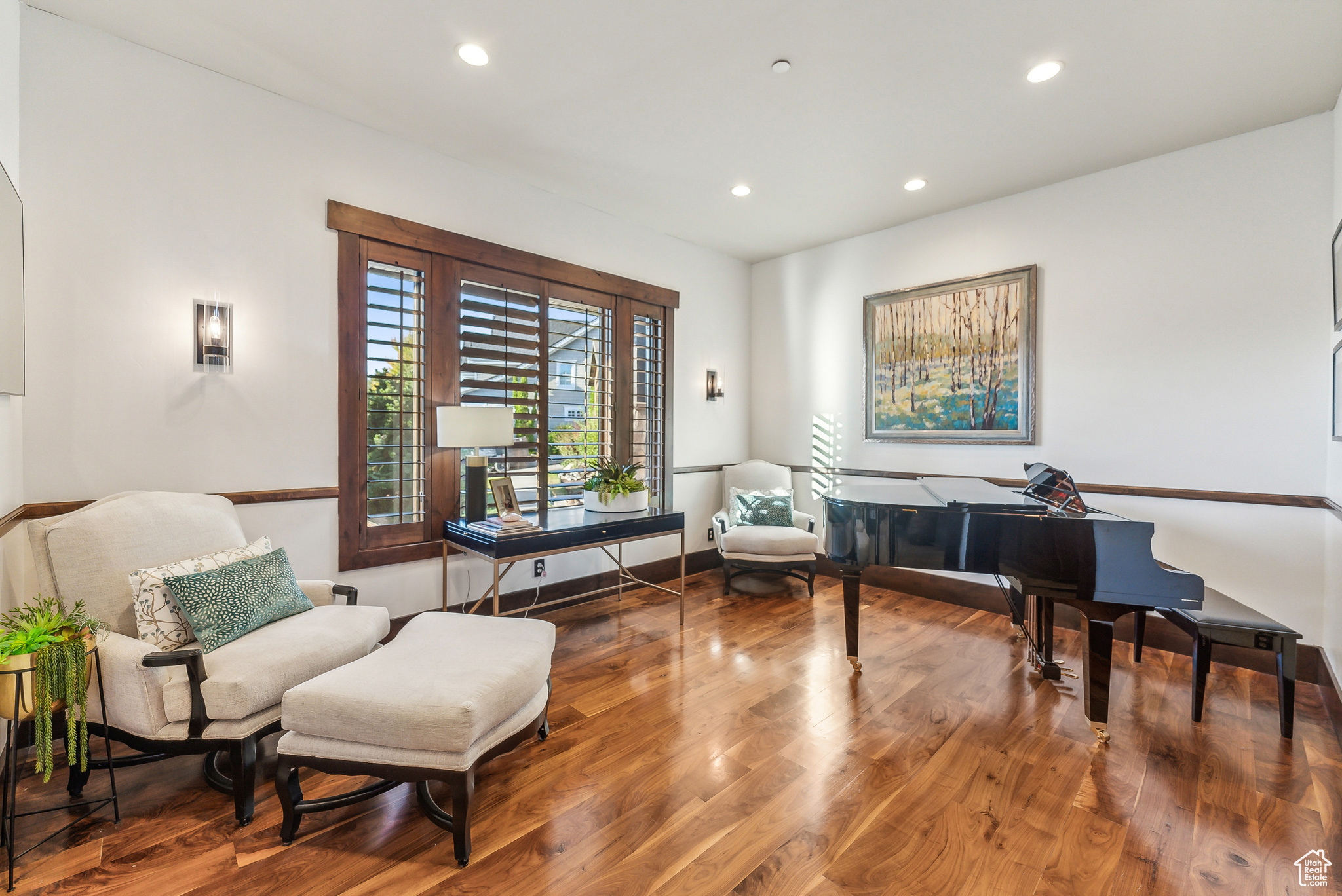 Salt Lake City, Utah 84109, United States, 5 Bedrooms Bedrooms, ,3 BathroomsBathrooms,Residential,Pending,43056