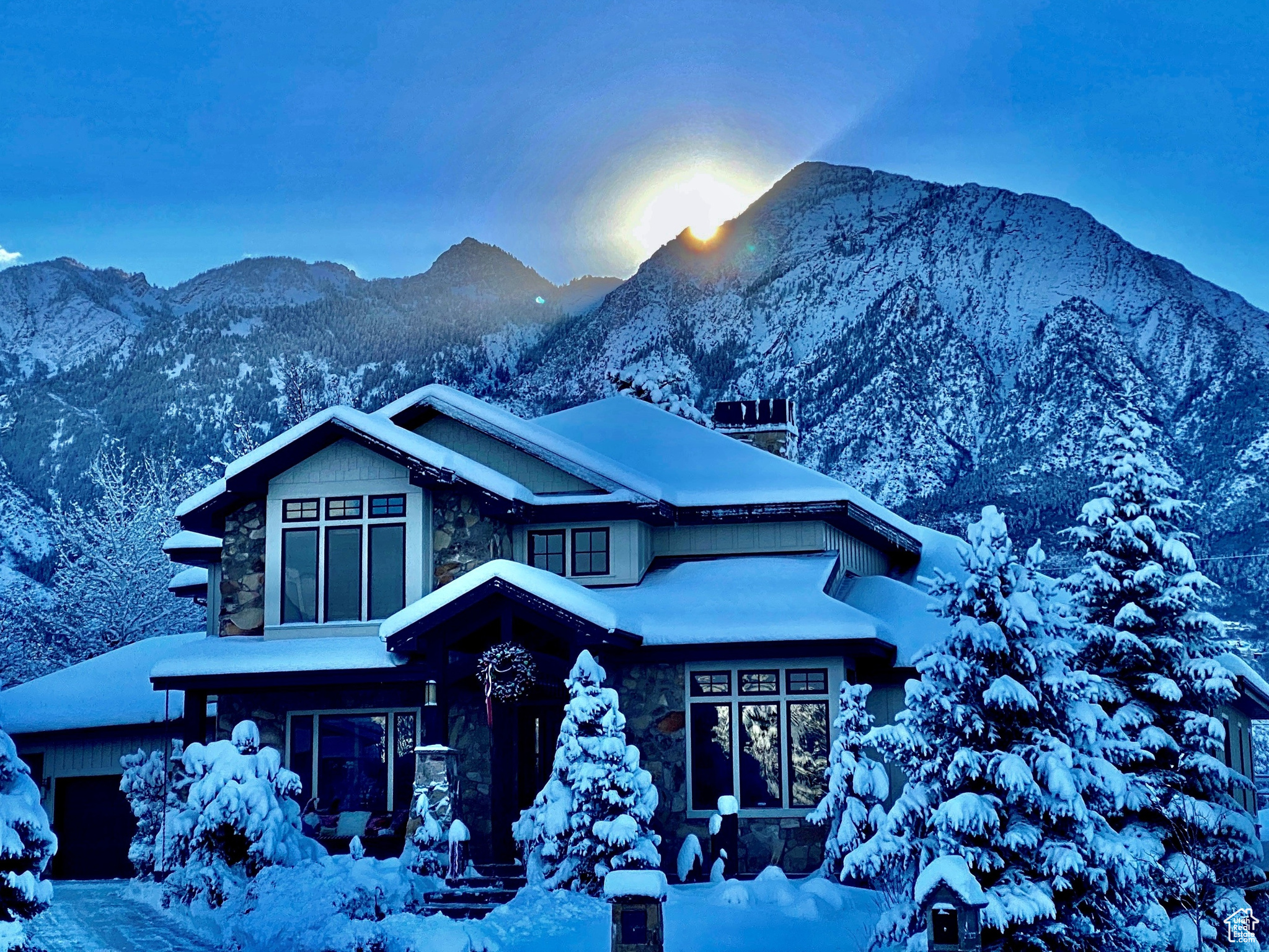 Salt Lake City, Utah 84109, United States, 5 Bedrooms Bedrooms, ,3 BathroomsBathrooms,Residential,Pending,43056