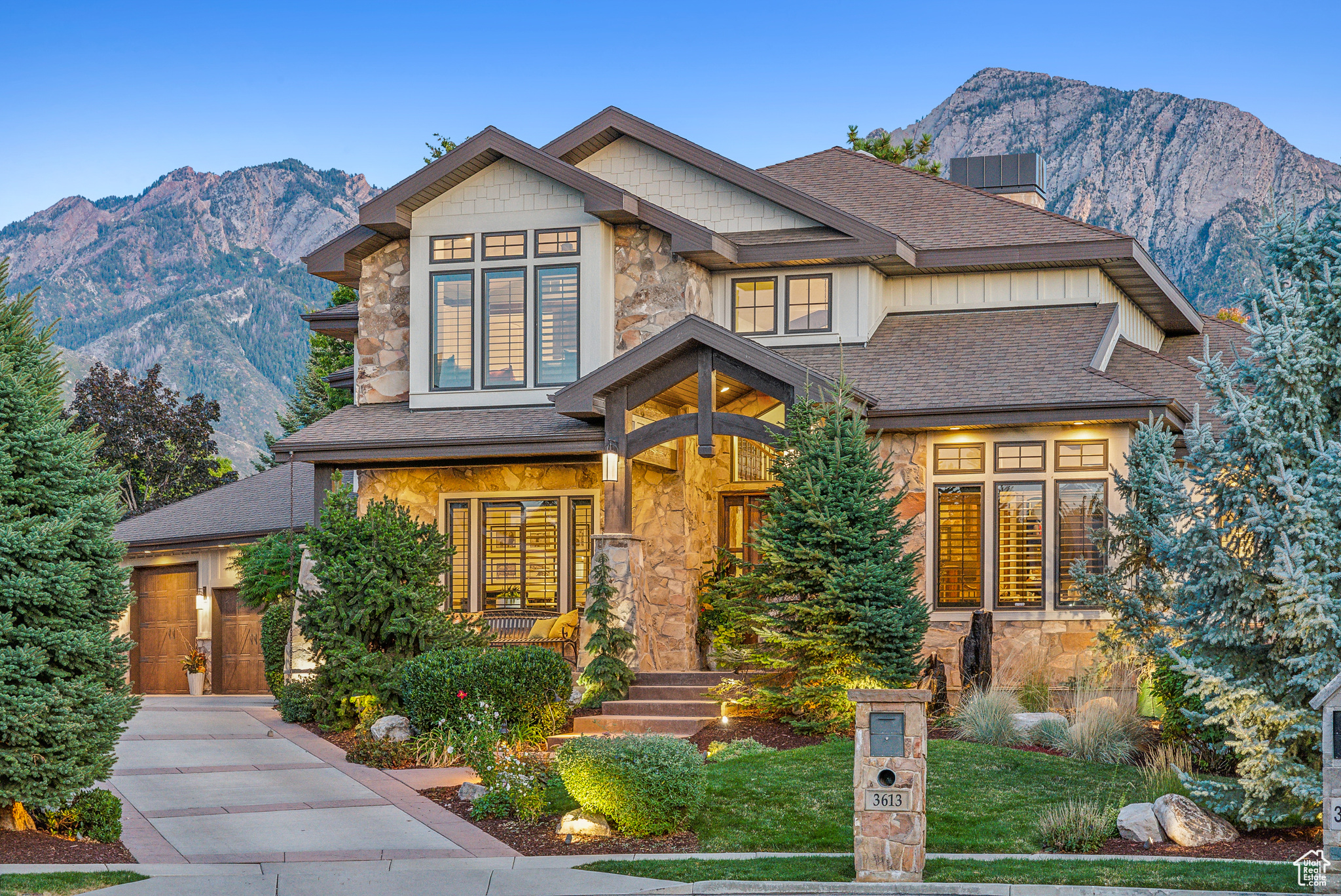 Salt Lake City, Utah 84109, United States, 5 Bedrooms Bedrooms, ,3 BathroomsBathrooms,Residential,Pending,43056