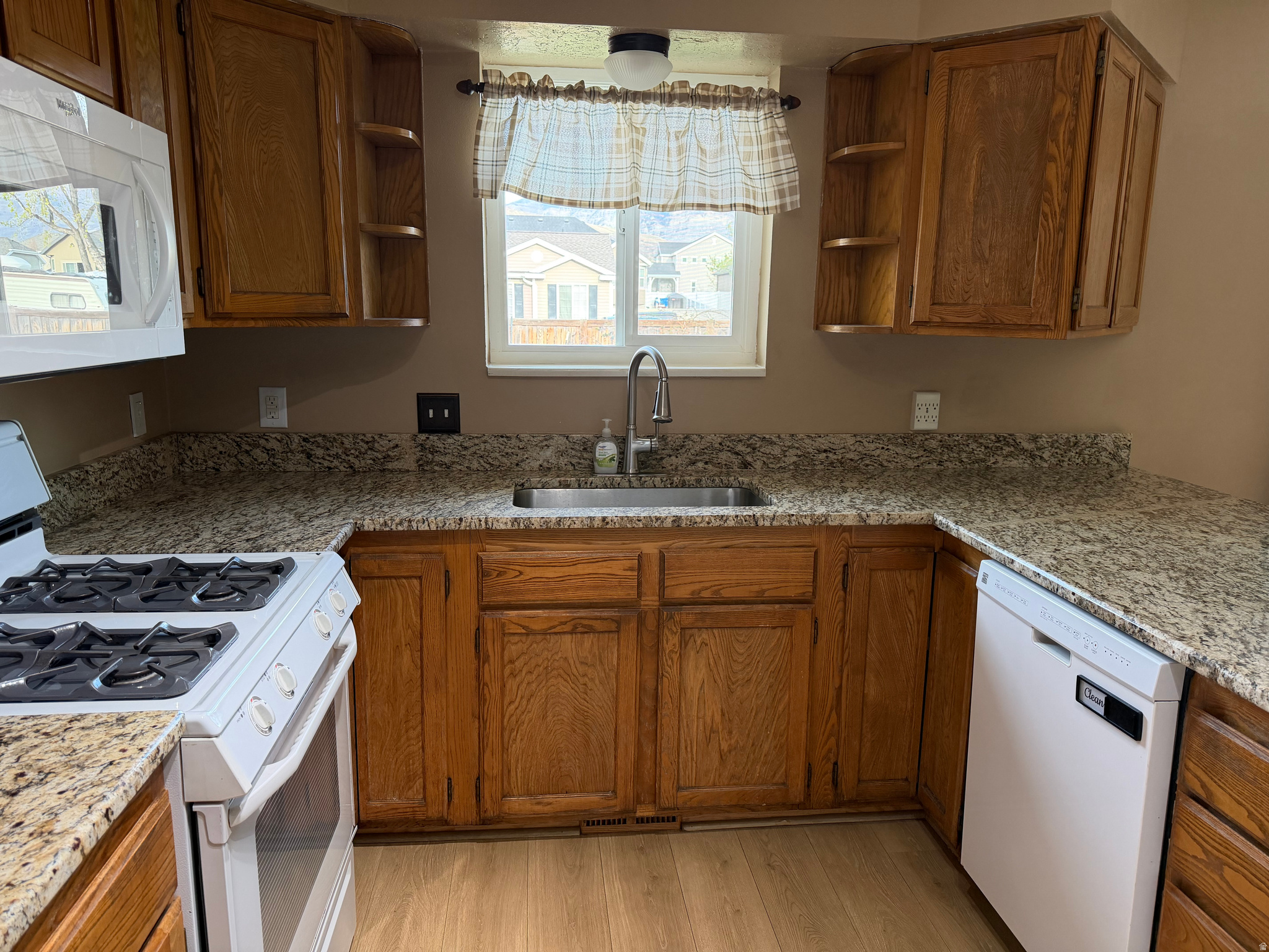 CONDER EST - Residential