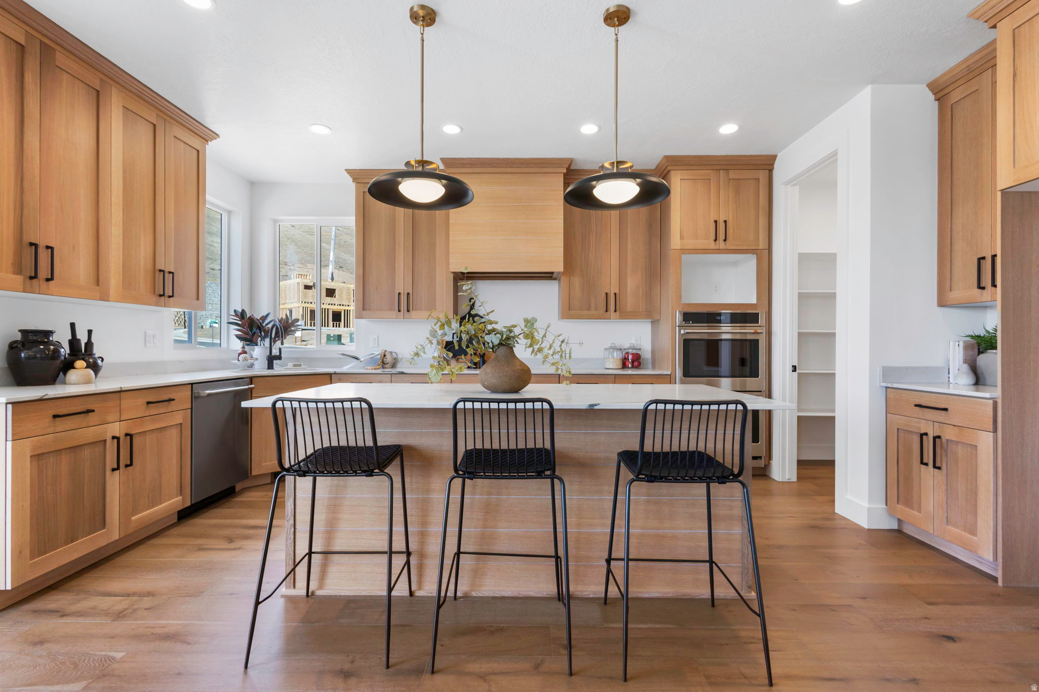 5369 N LOOKOUT CV #114