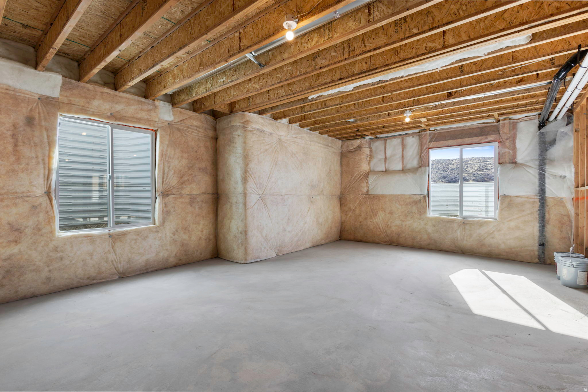 FOX CANYON - Residential