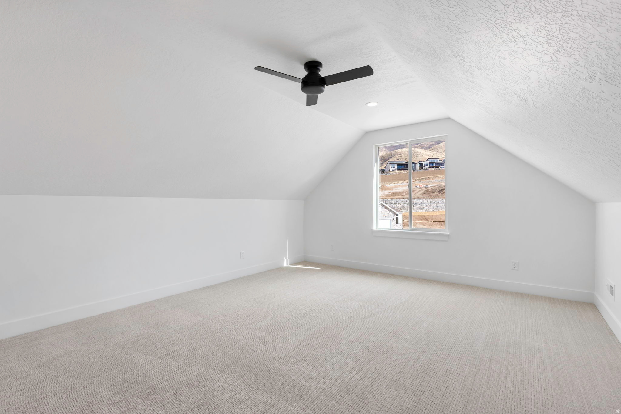 FOX CANYON - Residential