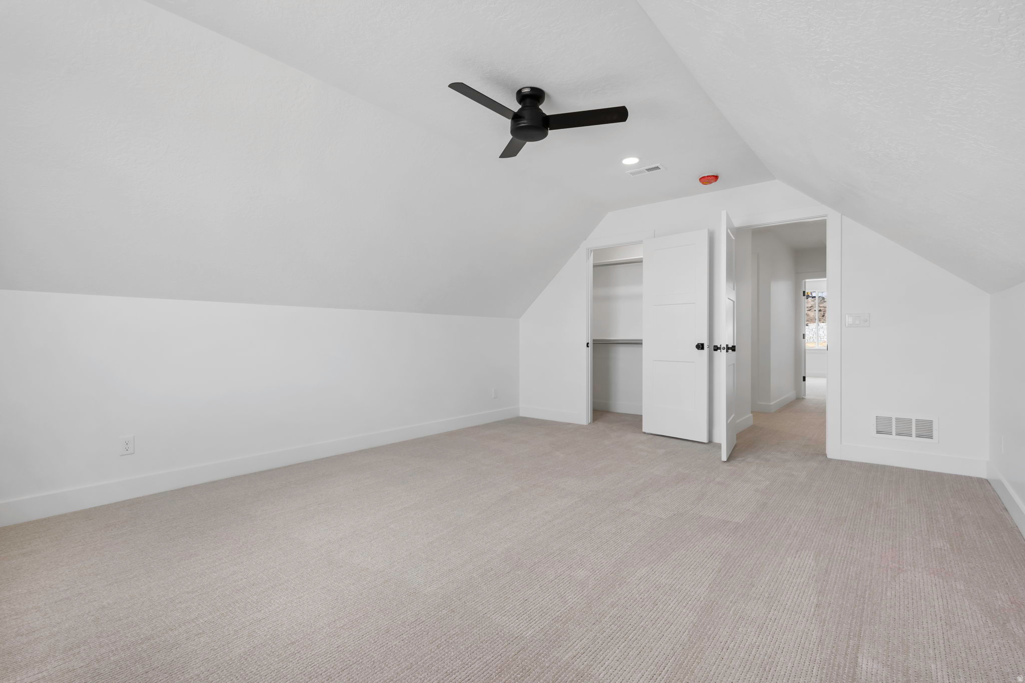 FOX CANYON - Residential