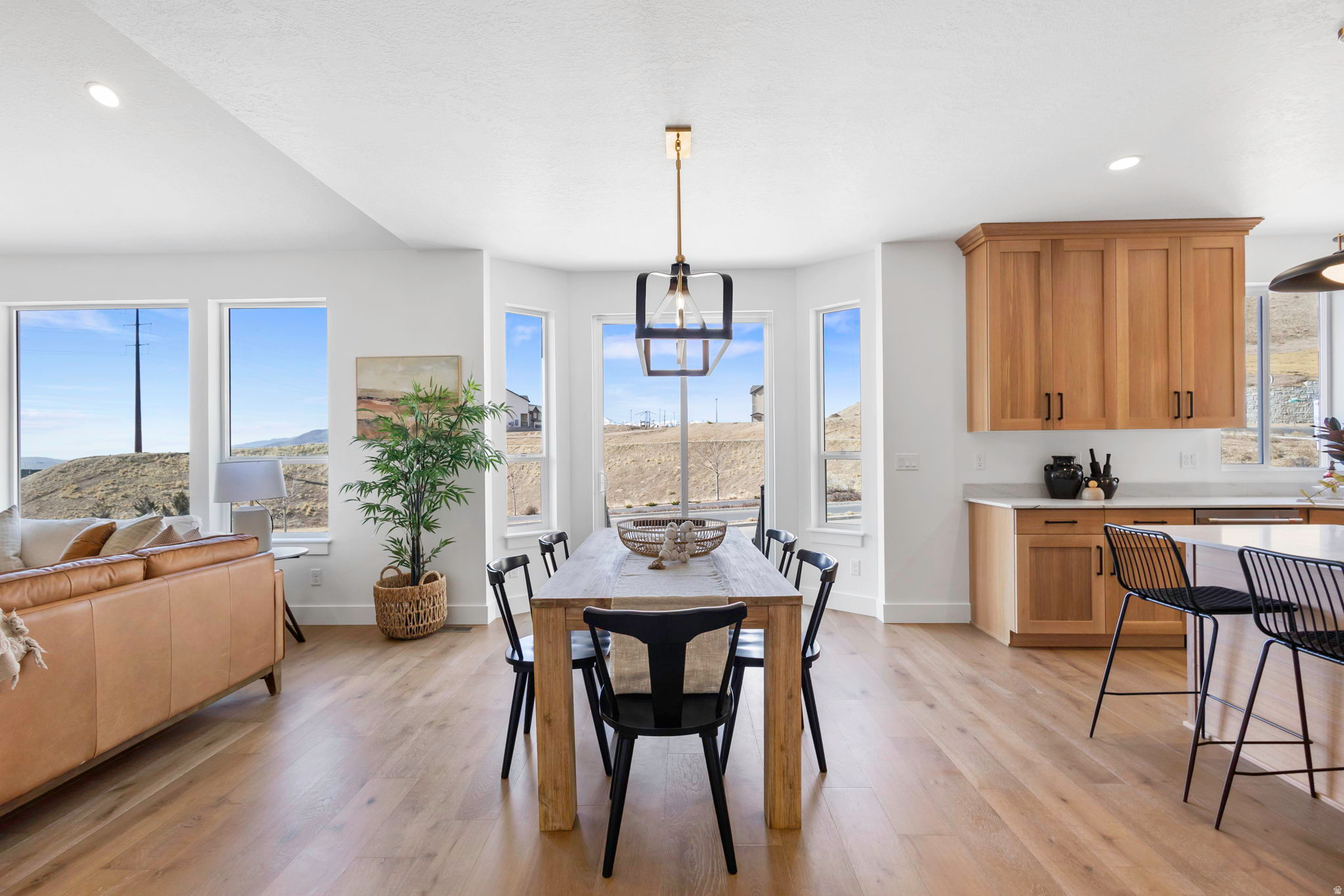 FOX CANYON - Residential