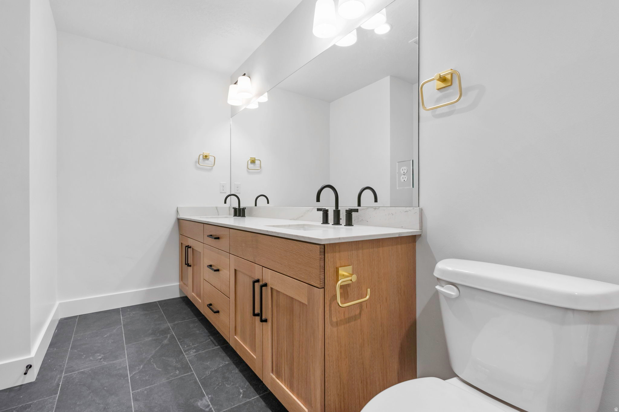 FOX CANYON - Residential