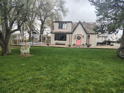 Homes For Sale - 2396 W 7400<br/> Franklin County, Preston, ID 83263
