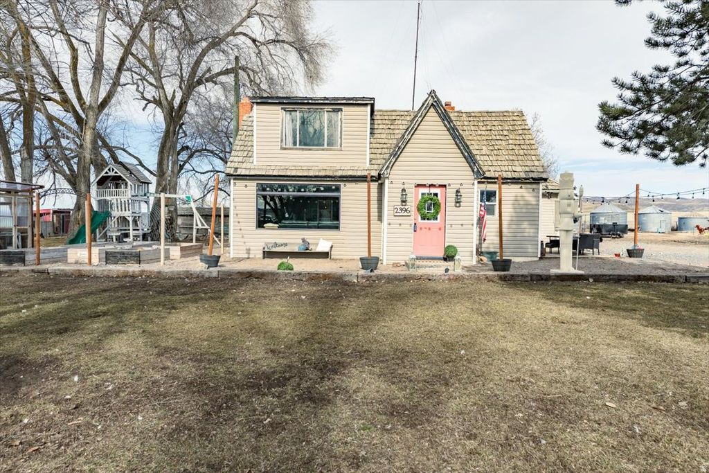 Photo of 2396 W 7400 N, Preston, ID 83263 (MLS # 2131848)