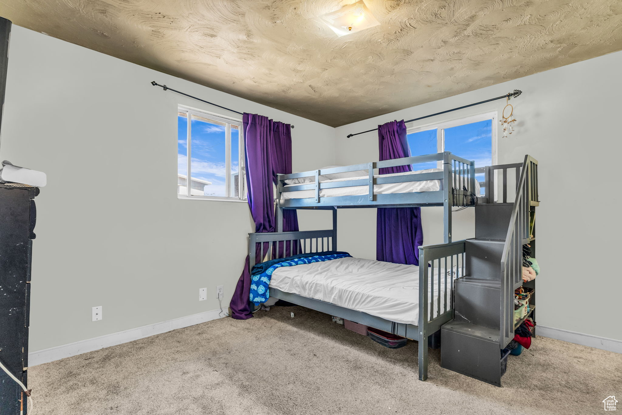 GOLDEN ACRES - Residential