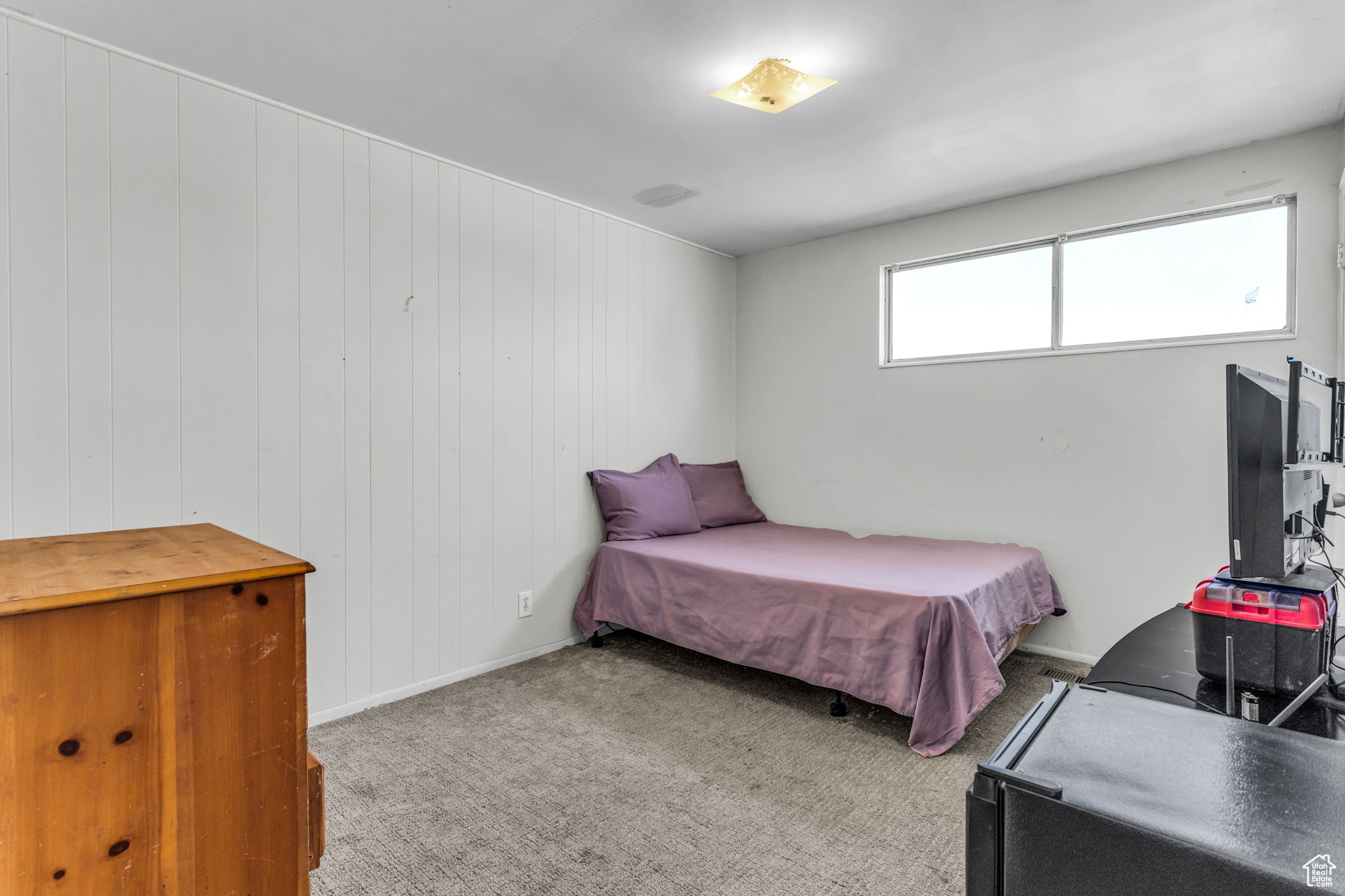GOLDEN ACRES - Residential